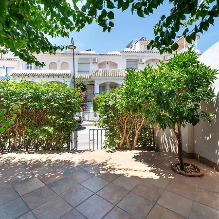 Sunny With Pool & Private Terrace *